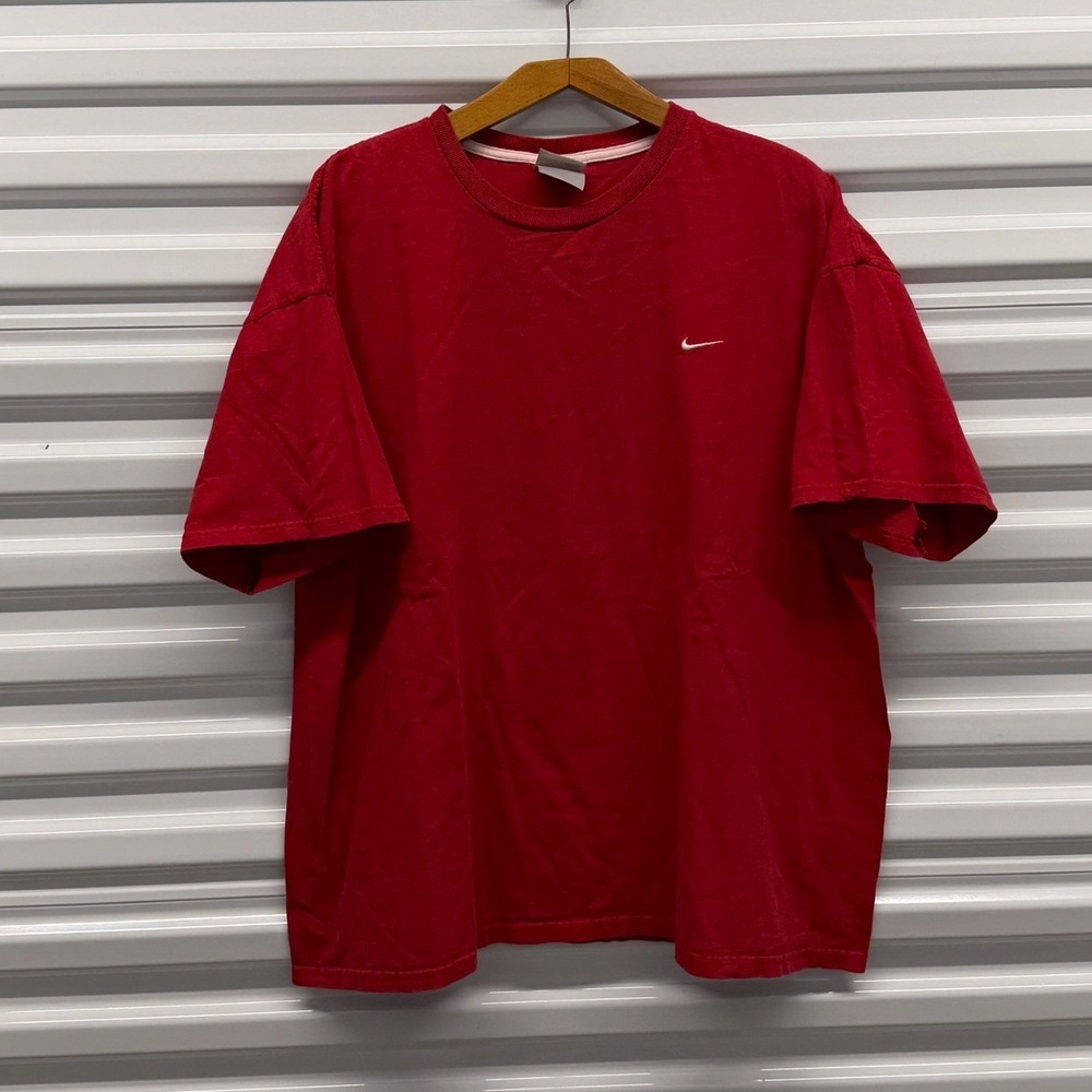 Vintage y2k Nike Silver Tag Classic Embroidered Swoosh Red Mens XXL Shirt